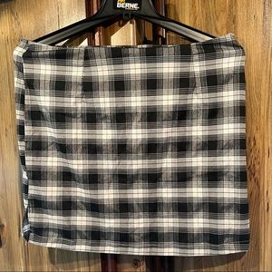 Black and white Plaid skirt